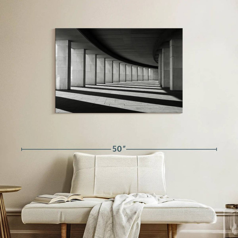 Endless Corridor Columns