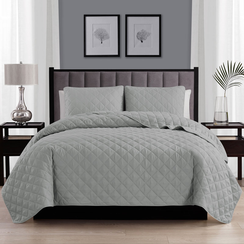Wayfair Basics® Microfiber Reversible Diamond Quilt Set, Full/Queen Quilt + 2 Standard Shams, Light Gray