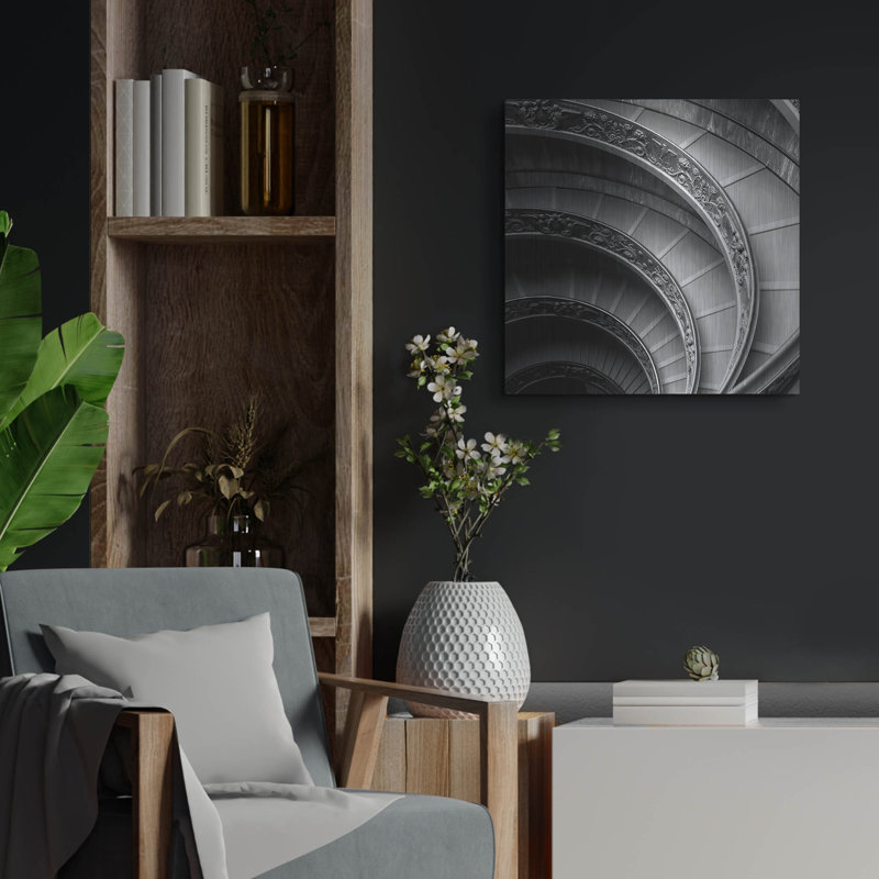 «Spiral Staircase No. 1» par Photoinc Studio, art mural en métal, H 24 po x l 24 po