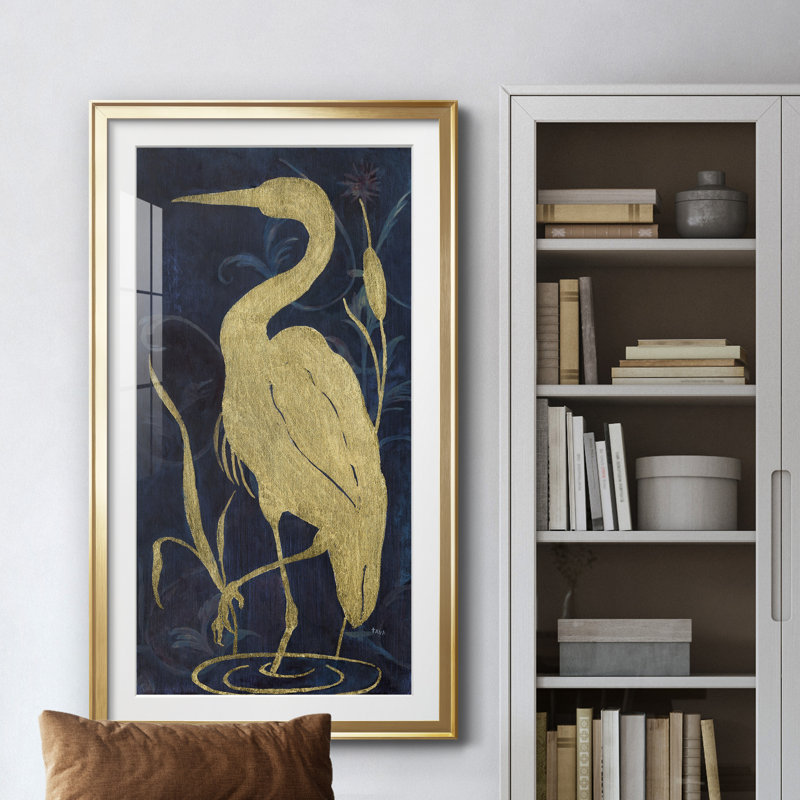 Egret on Indigo II - Reproduction d'art sur toile encadrée, H 22,5 po x l 42,5 po x P 1,5 po, Encadrement doré