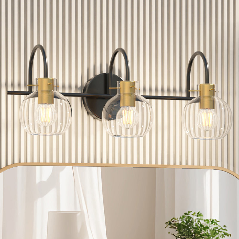 Luminaire de meuble-lavabo avec abat-jour transparent, Trois lumières, H 8,27 po x l 21,46 po x P 8,46 po