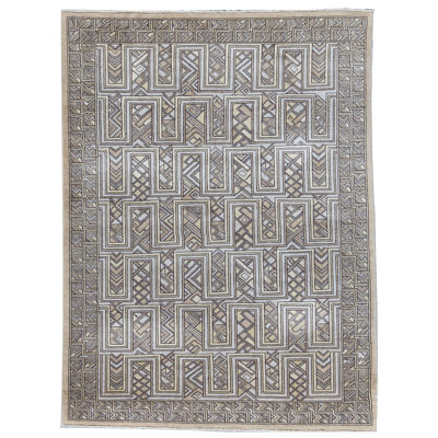 Hand-Knotted High-Quality Gray Area Rug