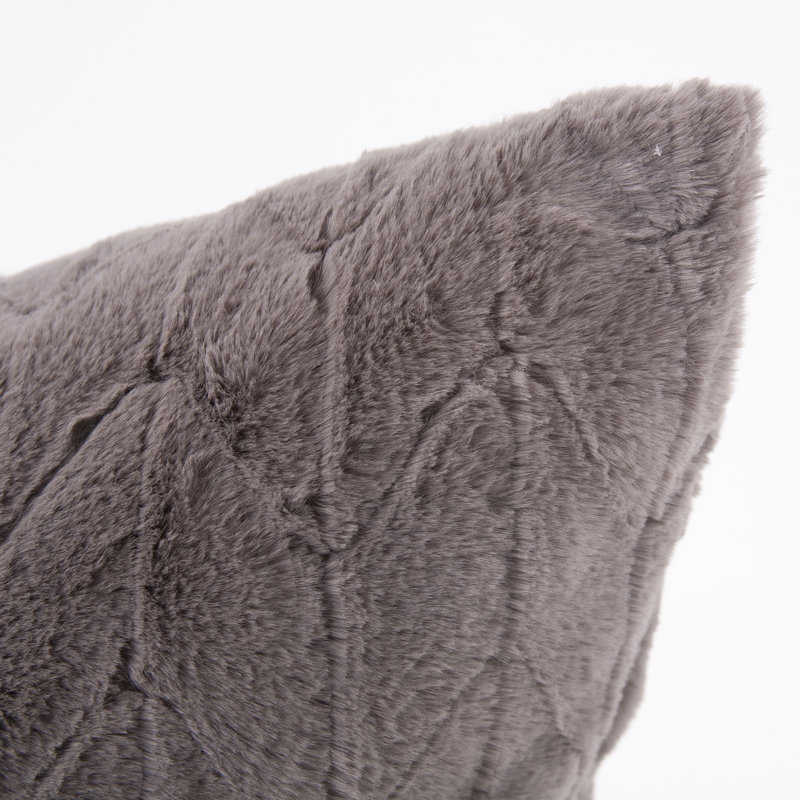 Housse et insert de coussin carré en fausse fourrure, H 20 po x l 20 po, Gris