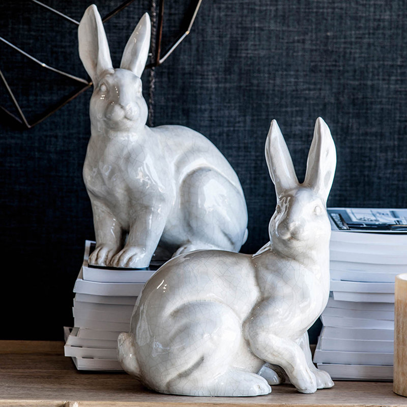 Figurine de lapin en céramique ivoire