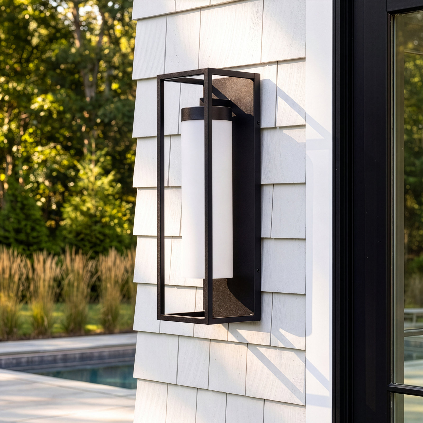 REN 1-Light Outdoor Sconce