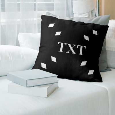 Coussin décoratif en faux suède 18 x 18 avec texte personnalisé G-Diamond