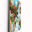 Horloge murale maison avec fleurs en fleurs près de la mer-804751671