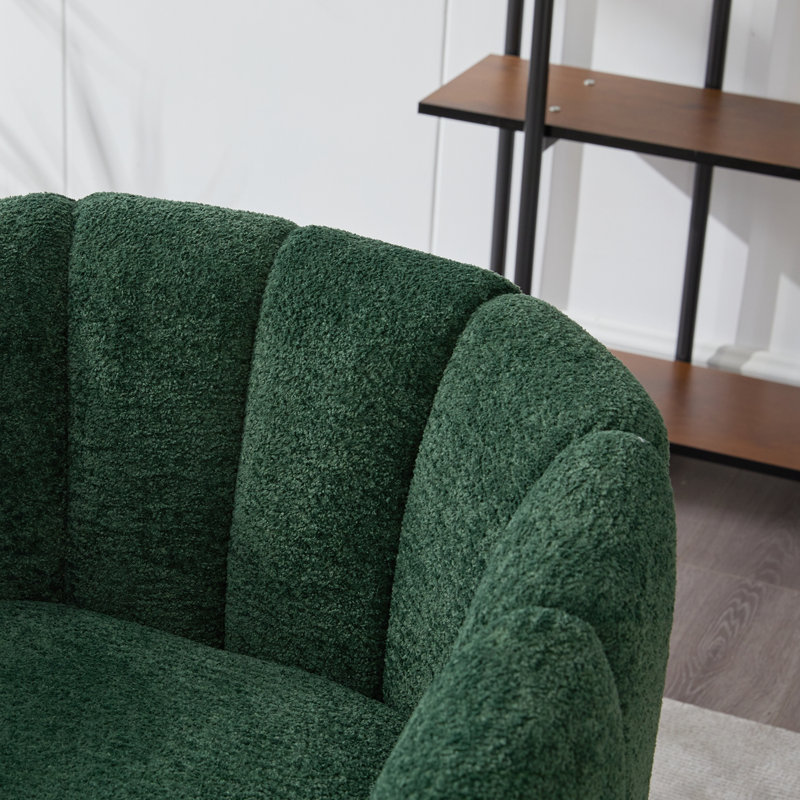 Chenille de Noël avec pieds en métal, Vert