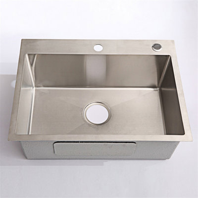 Lavabo 24 po avec boyaux d'arrosage et tête de drain seulement