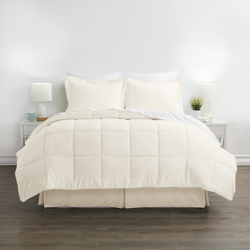 Ensemble de literie complet en microfibre de 8 pièces Simply Soft, Ivoire ivoire, Édredon double + 7 pièces incluses