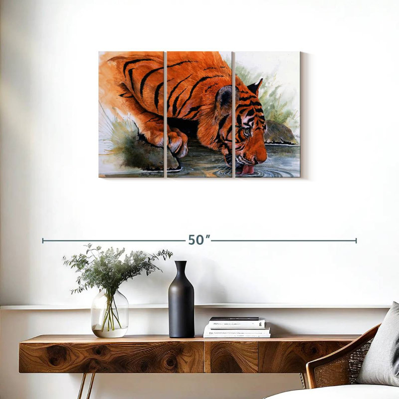 Tigre de Brampt buvant, H 20 po x l 33 po