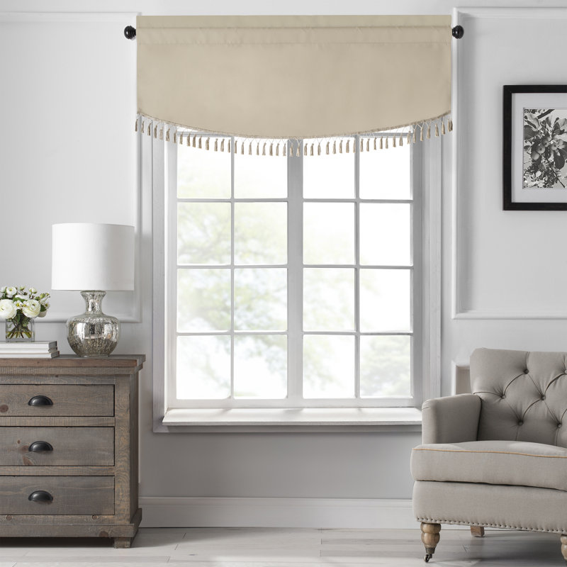 Conan Scalloped Window Valance, Natural