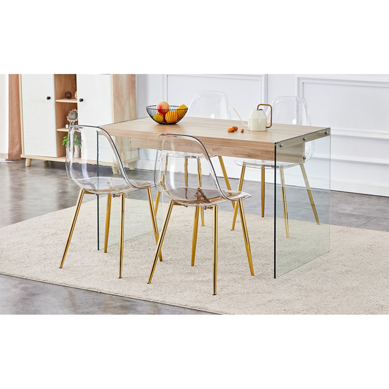 Ensemble de table et de chaises. Table basse en panneau de fibres à densité moyenne à texture bois - renforcé avec des pieds en verre trempé.
