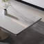 Table et chaise de luxe domestique-110482706-110482704