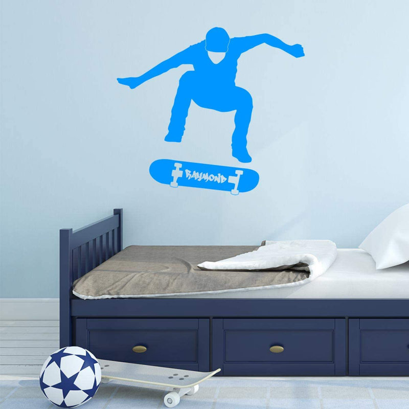 Adhésif décoratif Trinx Custom Skateboarder à personnaliser avec le nom de votre choix - CS50, H 23 po x l 25 po, Bleu ciel
