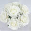 Petit centre de table avec arrangement de fleurs douillettes-685060992