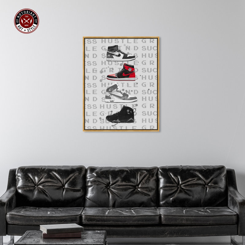«Notoriart Hype Sneakers», art mural encadré 1 pièce, Cadre doré, H 37 po x l 31 po