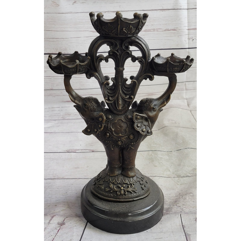 Figurines et sculptures