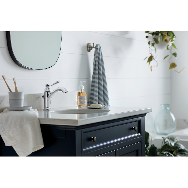 Robinet de salle de bain à un trou avec ensemble de bonde Elmhurst, Chrome