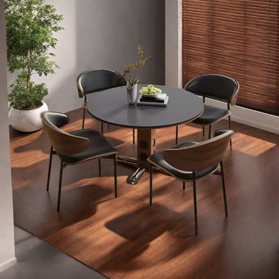 Bauhaus round dining table