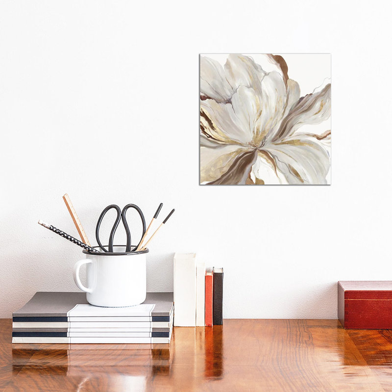 Giclée sur toile tendue Butterfly Flower II, H 12 po x l 12 po