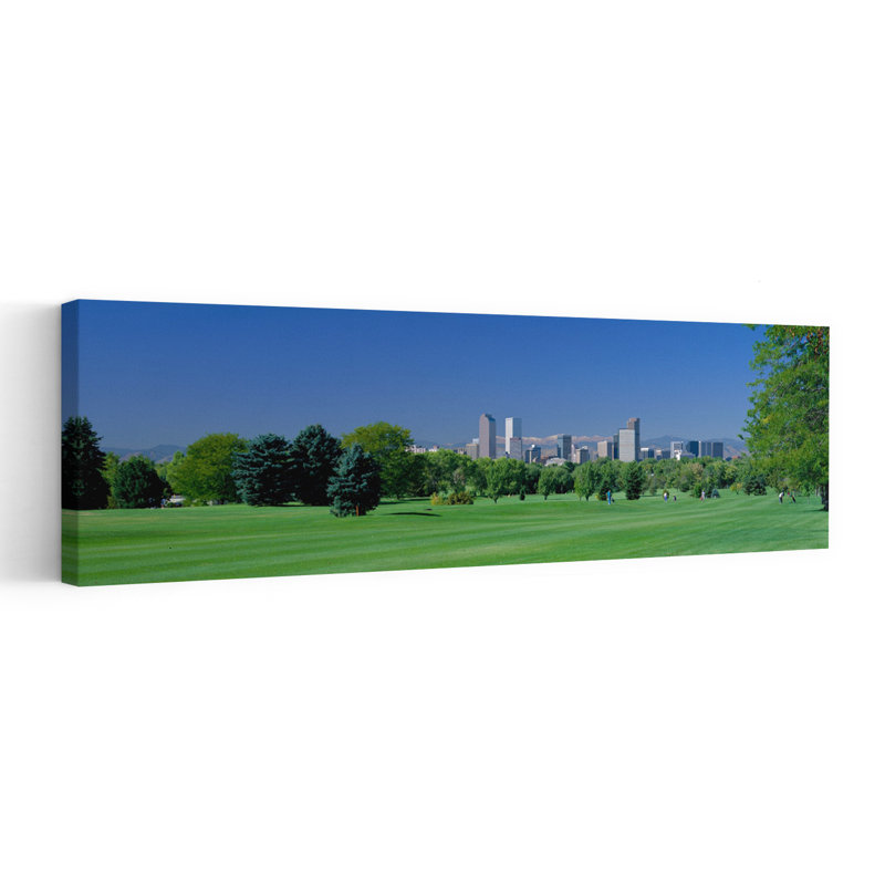 Horizon à la lumière du jour, Denver, Colorado, États-Unis, art contemporain de montagne contemporaine, H 20 po x l 60 po