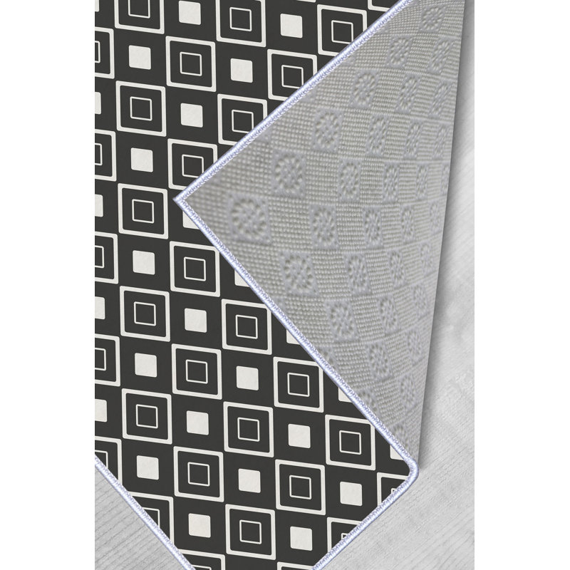 Tapis géométrique en polyester tissé à la machine en noir et blanc, Rectangle 3 pi 3 po x 4 pi 11 po