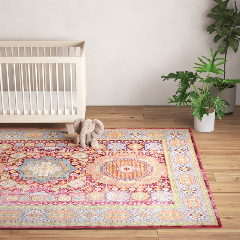 Maggie Oriental Polyester Rug, Rectangle 7'1" x 10'