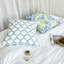 Coussin décoratif à motif géométrique de 20 po Leaf-130483412-130483415