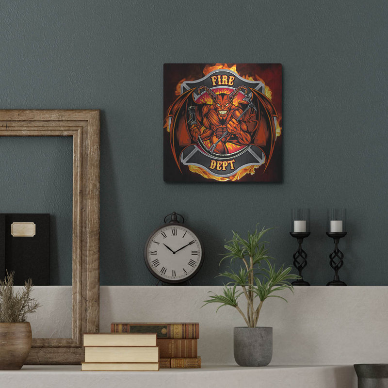 17 Stories «Devil Fire Service Logo» par Flyland Designs, art mural en métal, H 12 po x l 12 po