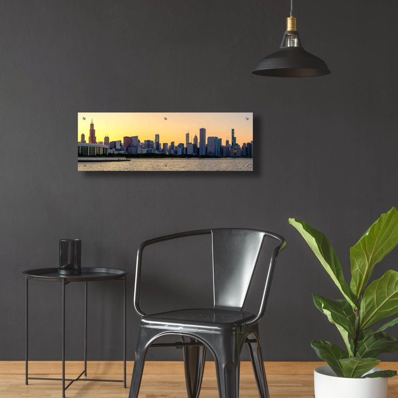«Chicago Skyline - Golden Hour Sunset Panorama» par Epic Portfolio, art mural en verre acrylique, H 12 po x l 36 po