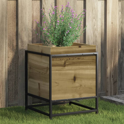 10 Wood Planter