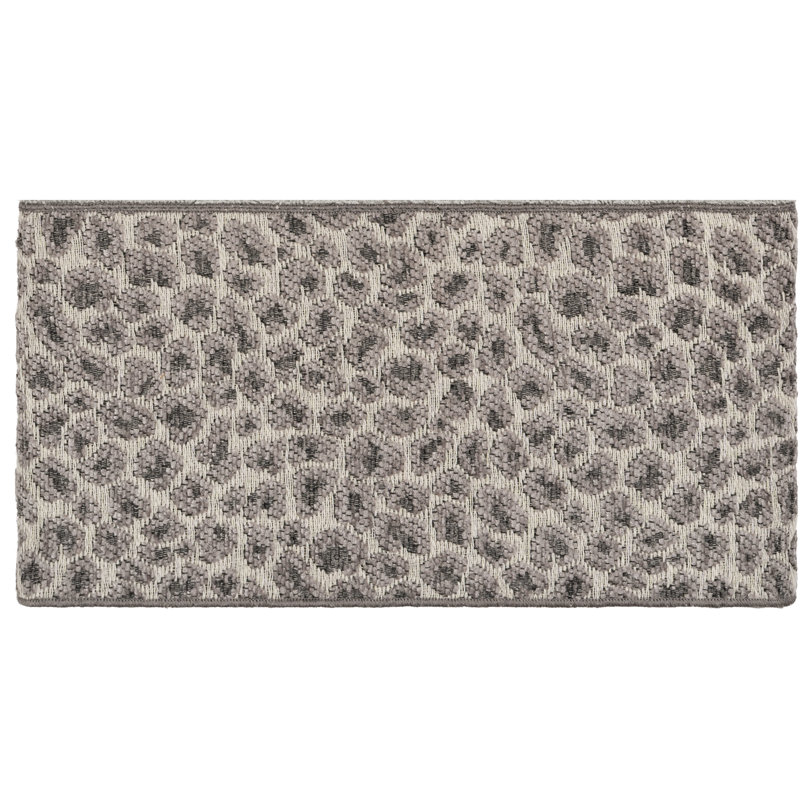 Spots Midweight Bath Towel, Light Gray