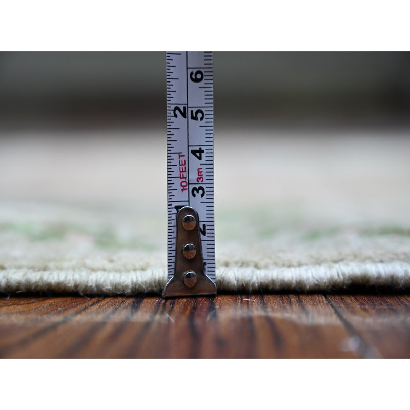 Tapis vert nouvel âge 3 pi 4 po x 4 pi 10 po Wendylee