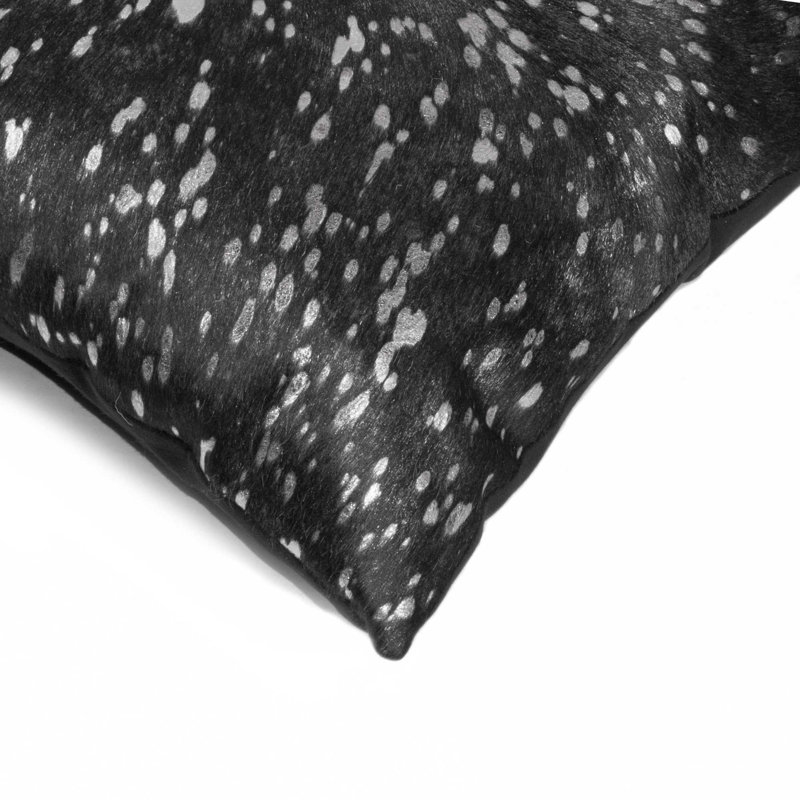 12 po x 20 po x 5 po Impressionnant cuir de vache Kobe Torino naturel et doré - Coussin, Noir / blanc