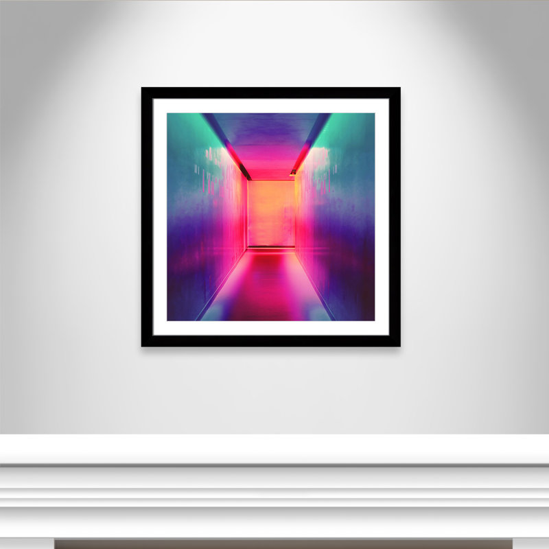 «Neon Wonderland I» par Efe Kurnaz, Cadre cube noir, H 33,5 po x l 33,5 po x P 1,25 po