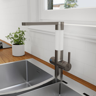 Robinet de cuisine rétractable à poignée simple avec filtre à eau