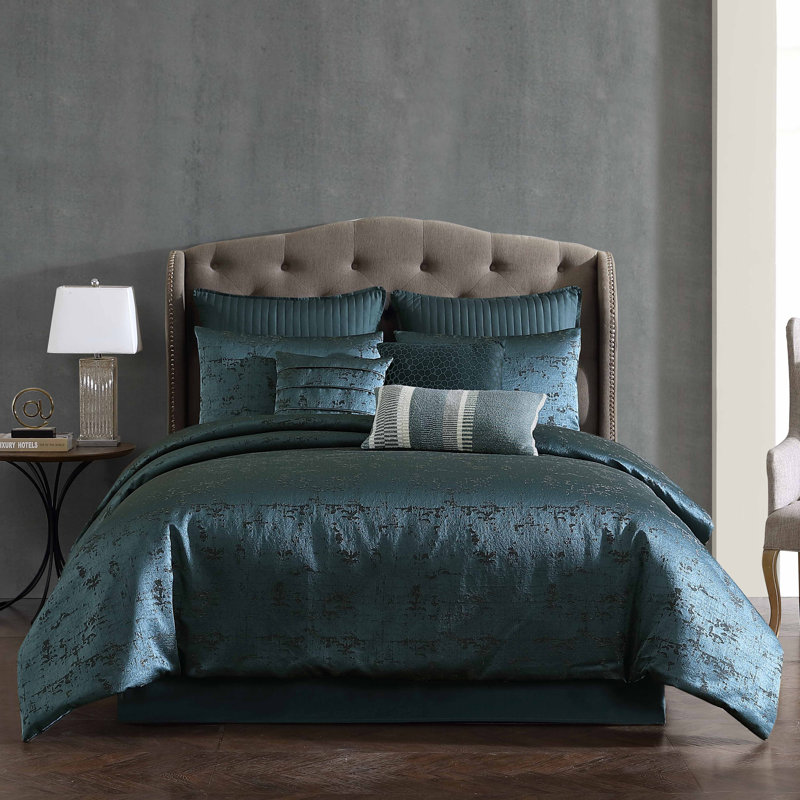 Dobbins Bedding, Queen Comforter + 2 Queen Pillowcases, Blue