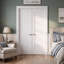 Porte intérieure à un panneau en bois blanc de style Shaker, 18 po x 80 po, avec surface apprêtée-134878928-134878930
