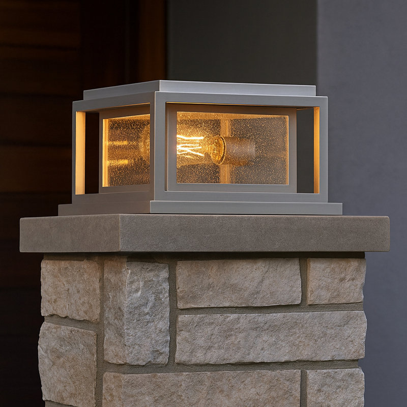 Hinkley Republic Outdoor Pier Mount, Gray