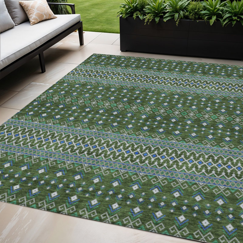 Tapis intérieur / extérieur tribal lavable vert olive et bleu 5 pi x 8 pi