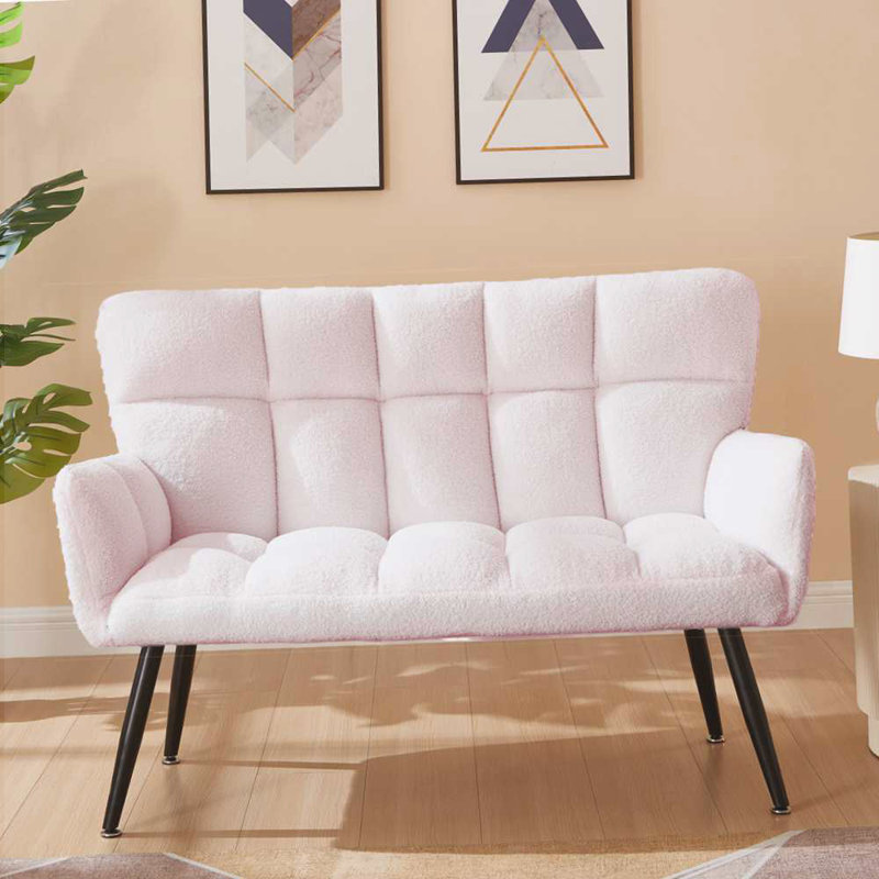 Fauteuil capitonné large 52,56 po Machella, Rose
