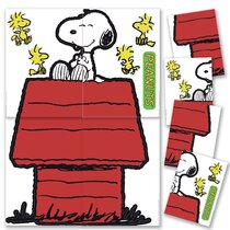 https://assets.wfcdn.com/im/99191676/resize-h210-w210%5Ecompr-r85/1569/156909135/Giant+Character+Snoopy+and+Dog+House+Bulletin+Board+Set.jpg