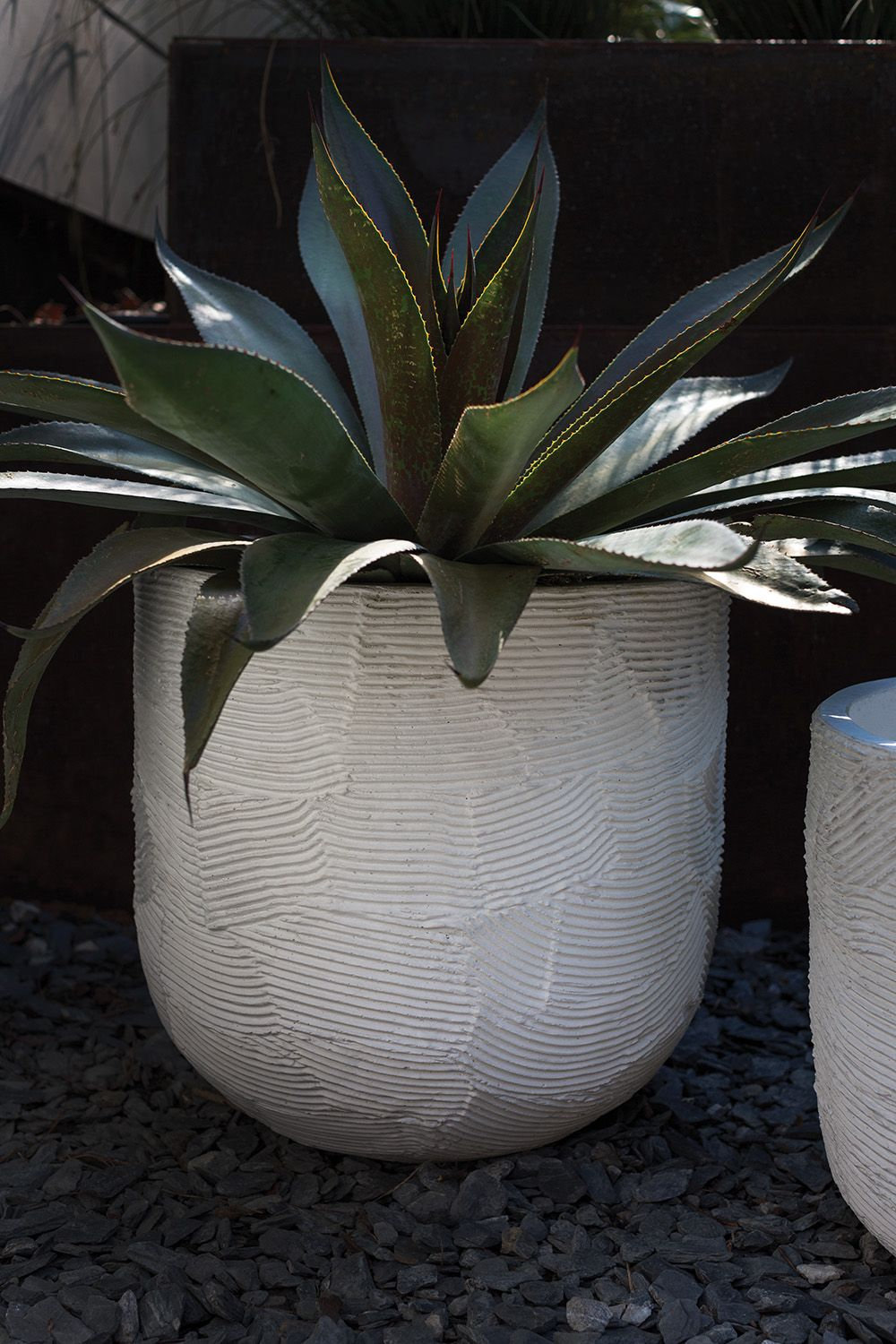 Atna 20" Concrete Pot Planter, 19.75" H x 20" W x 20" D
