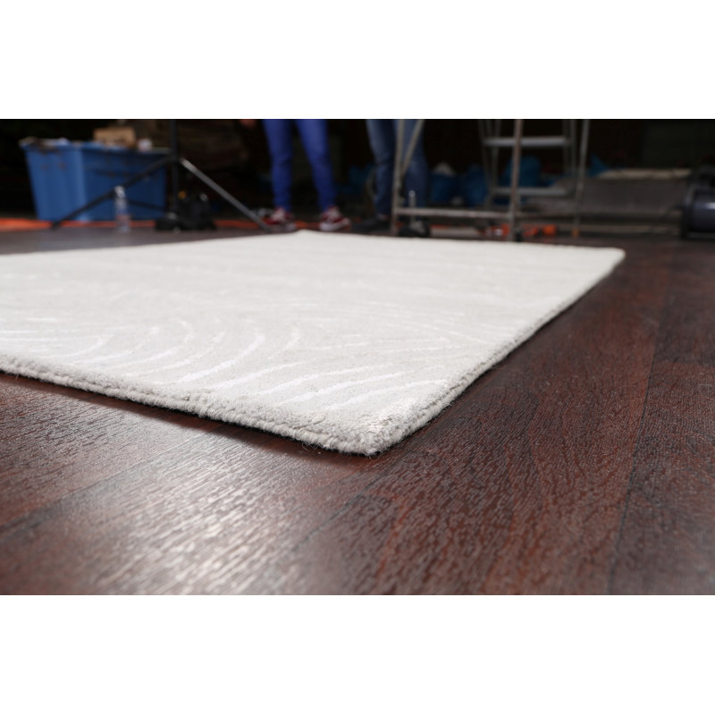 Tapis gris en laine / soie touffeté à la main