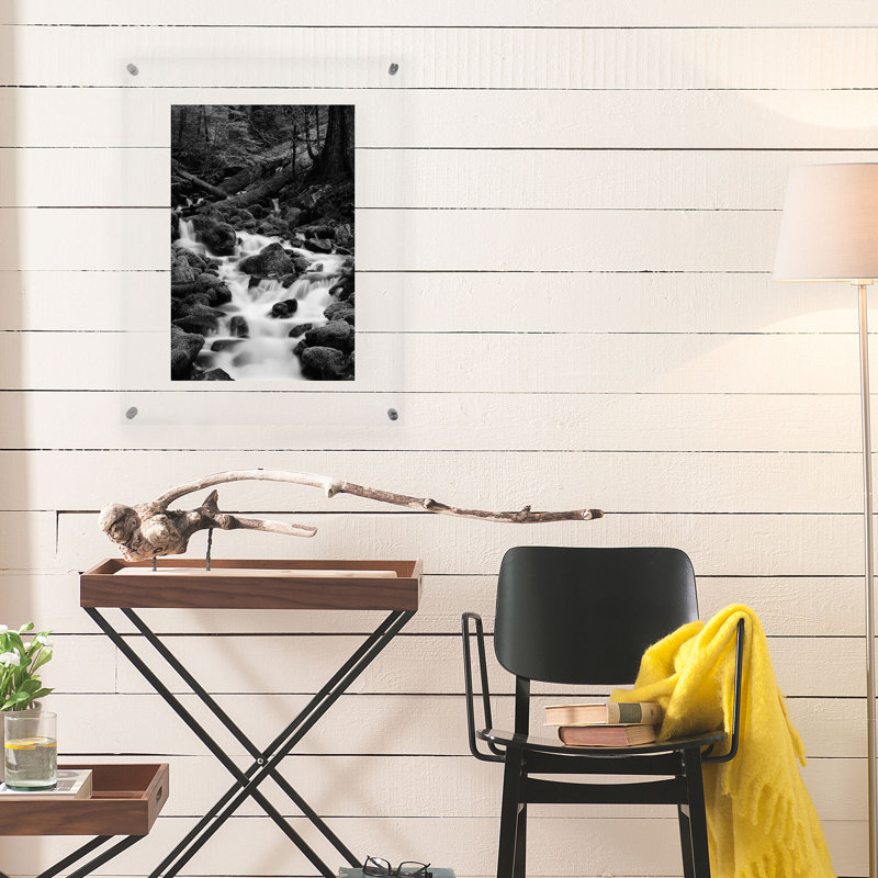 11 x 14 in. Floating Acrylic Frame