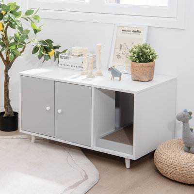 Broek Enclosed Litter Box