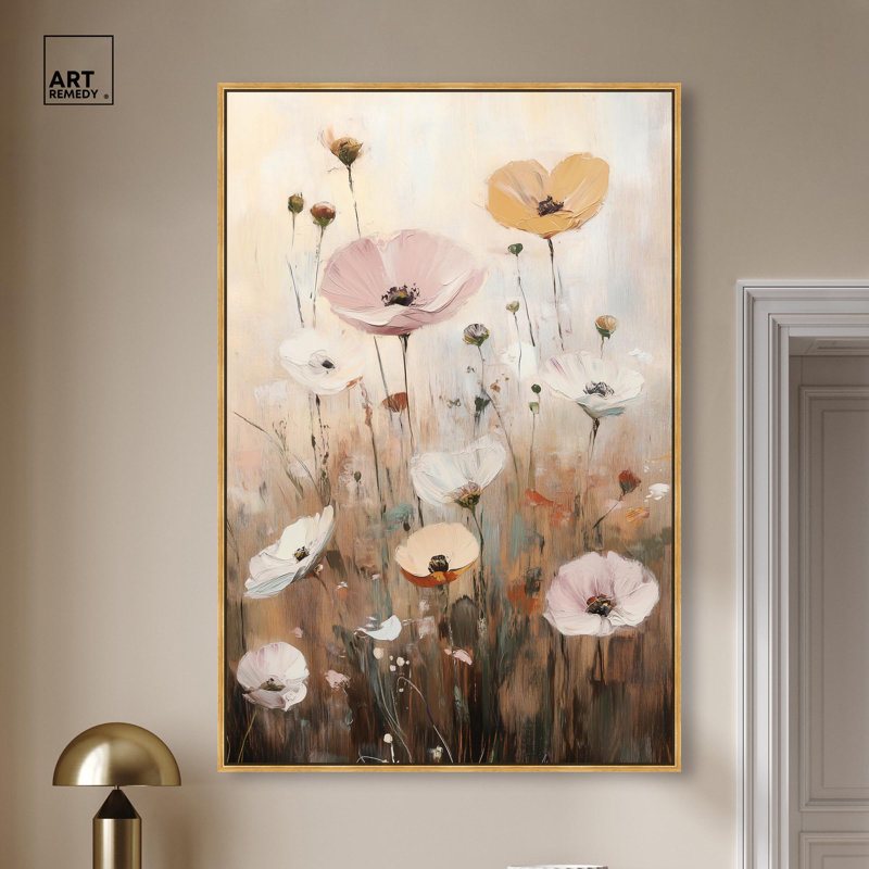«Delicate Flowers in Bloom», art floral rétro par , H 55 po x l 37 po, Cadre flottant doré