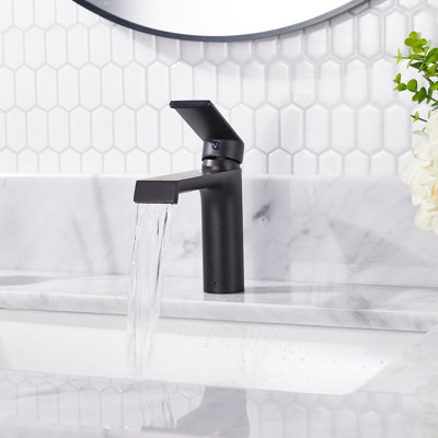 Single-Hole Single-handle Bathroom Faucet