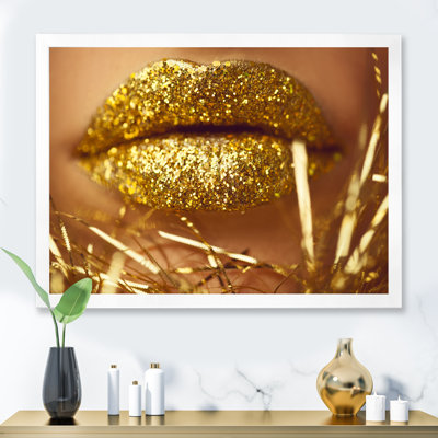 Golden Woman Lips - Photographie sur toile